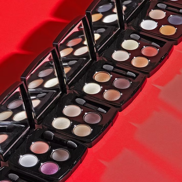 By Artis Portfolio Luxurious Eyeshadow Palette Set